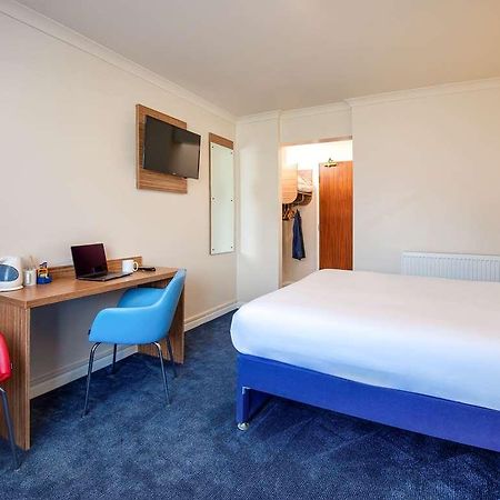 Ibis Budget West Thurrock Grays Room photo
