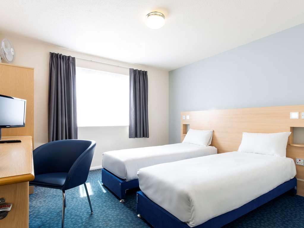 Ibis Budget West Thurrock Grays Room photo